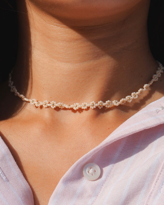 DAISY CHOKER