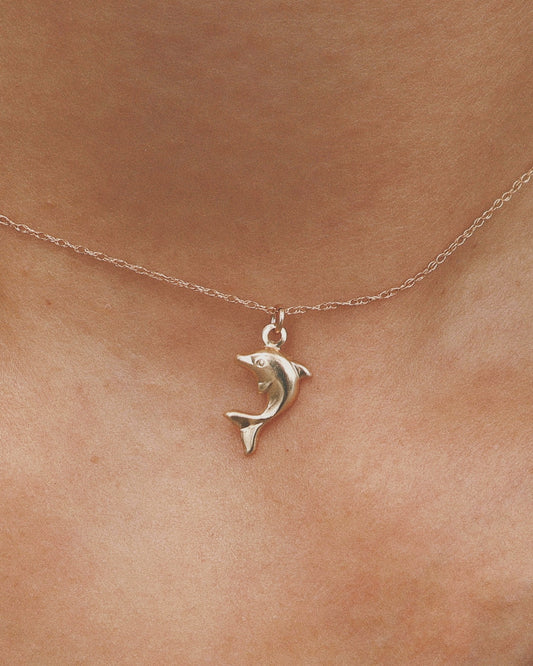 [14k Gold Filled] DAINTY DOLPHIN NECKLACE