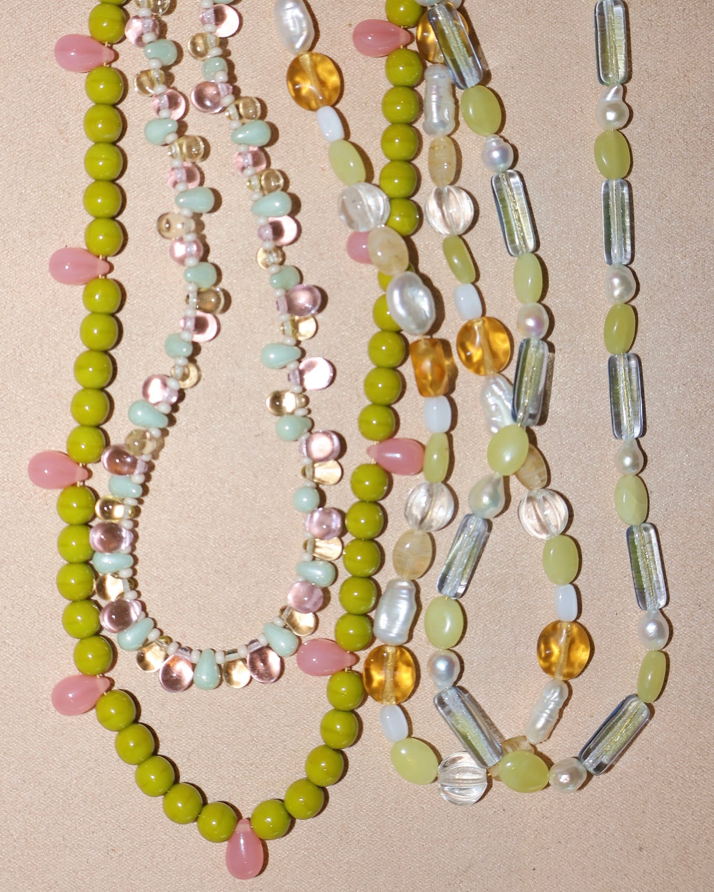 LOTTIE NECKLACE