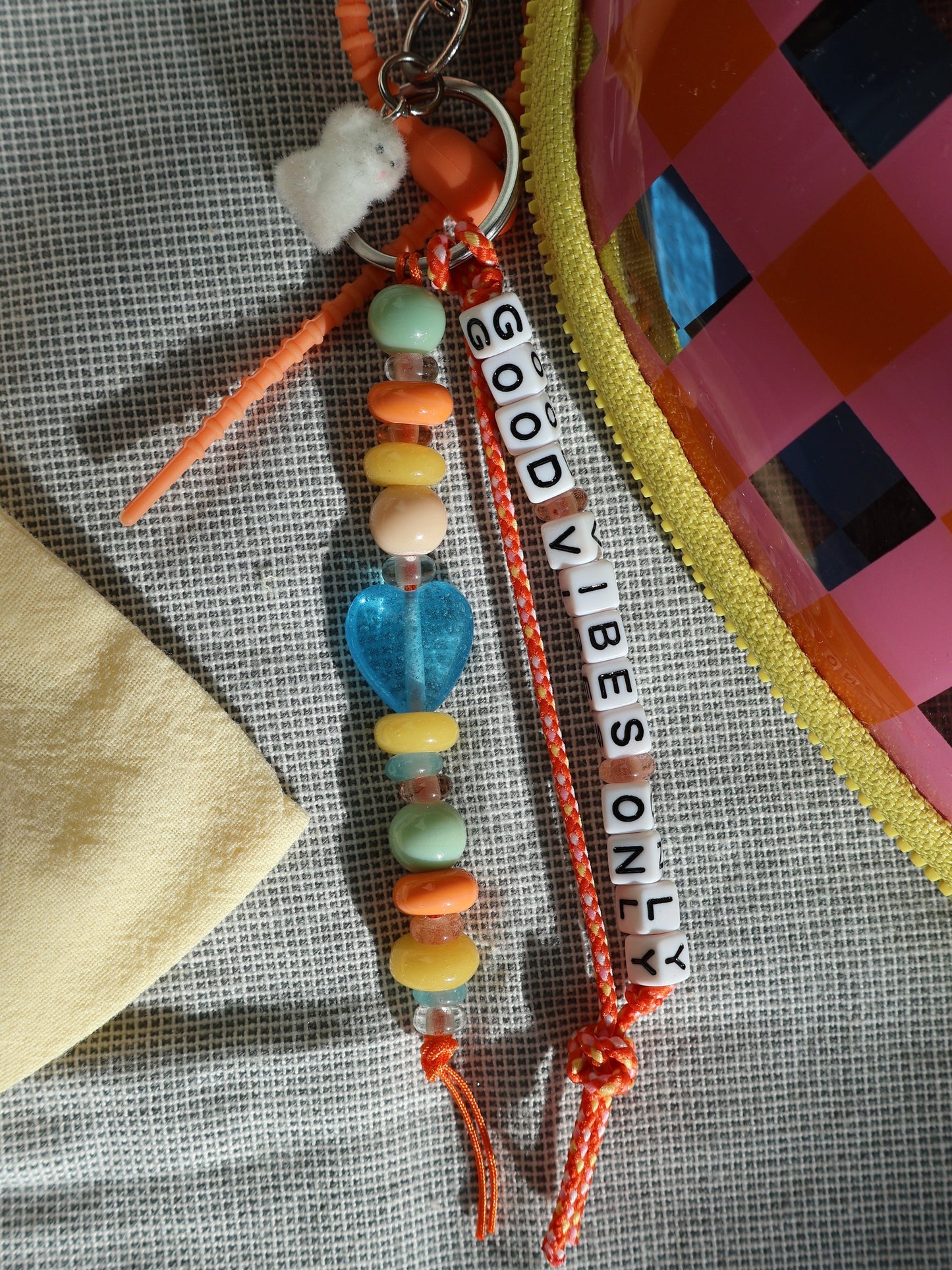 [CUSTOMISABLE] GOOD VIBES ONLY KEY CHAIN