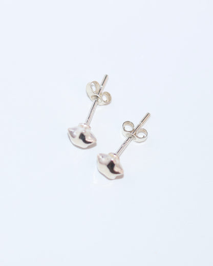PUFFY STAR STUDS